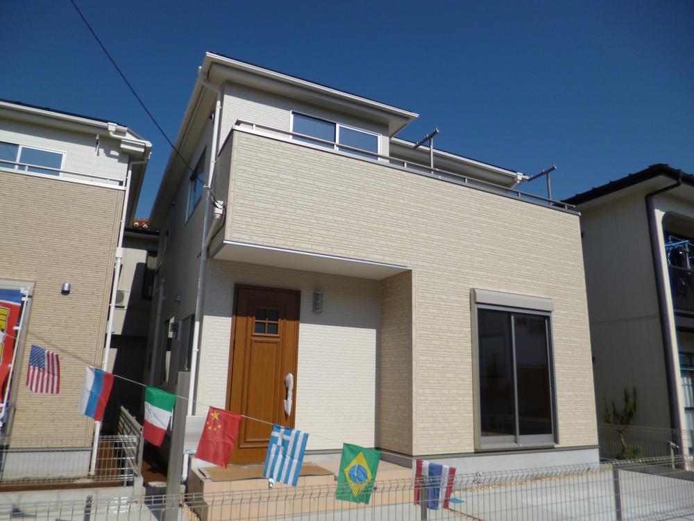 Local appearance photo. ☆ Building 3 is the appearance ☆ It is a positive per well in a wide balcony.