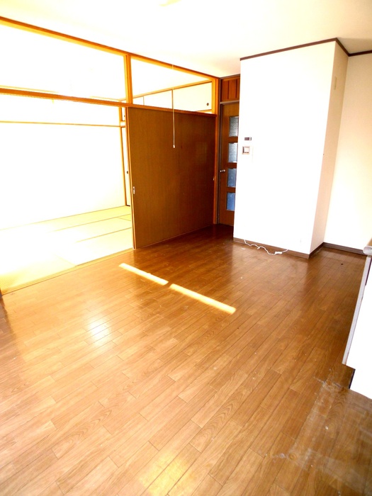 Living and room