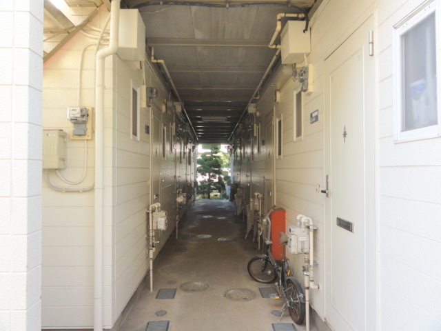 Other common areas. Share corridor.
