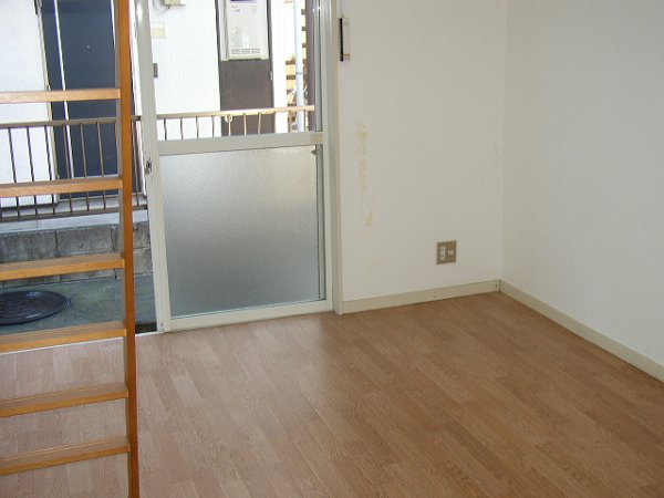 Living and room