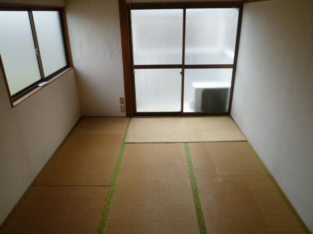 Living and room. Japanese-style room 1