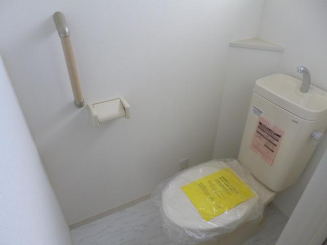Toilet. Example of construction.