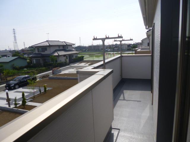 Balcony. Example of construction. South-facing balcony