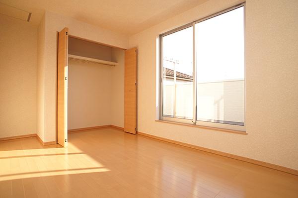 Non-living room. Indoor (12 May 2013) Shooting