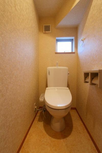 Toilet. 1F2F comfortable Clean Washlet toilet
