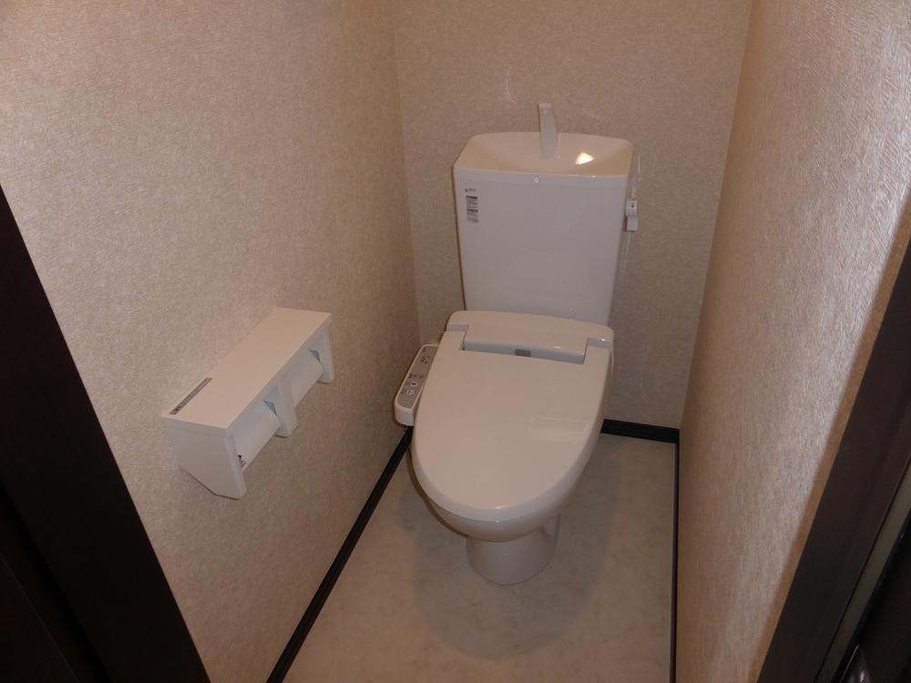 Toilet. Example of construction.