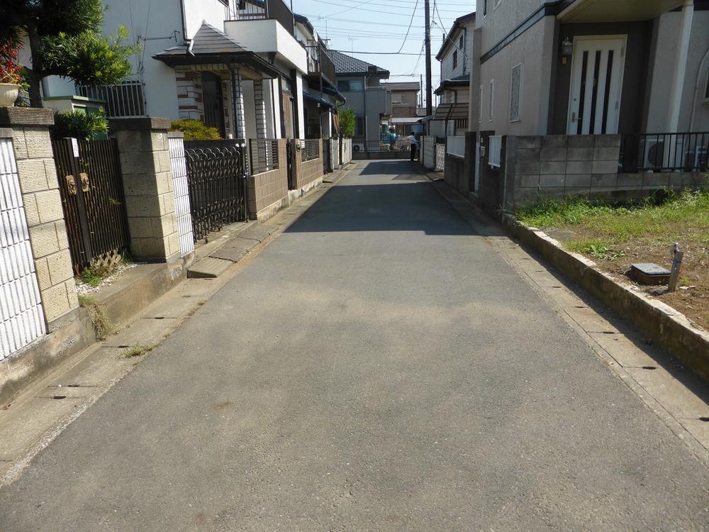 Local photos, including front road. 2013.9.20 shooting. Front road, including local