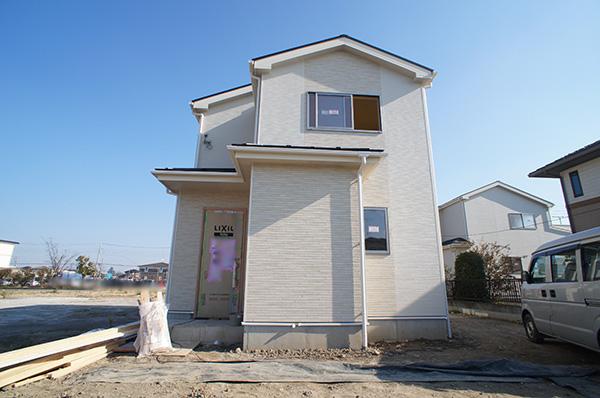 Local appearance photo. Local (12 May 2013) Shooting 1 Building