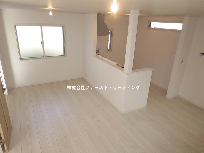 Living.  [1 Building] 19.2 Pledge LDK Resin in the window "Inpurasu" loading Sound insulation ・ Thermal insulation ・ Thermal barrier effect You can reduce condensation! (December 15, 2013) Shooting