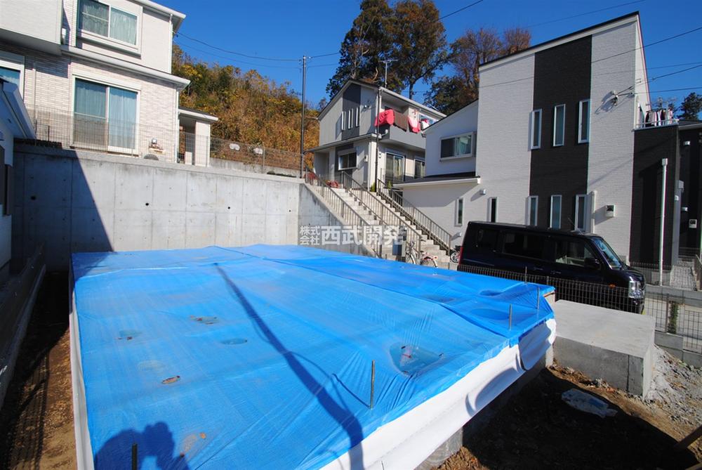 Local appearance photo. Local (12 May 2013) Shooting