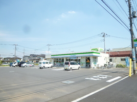 Convenience store. 480m to Family Mart (convenience store)