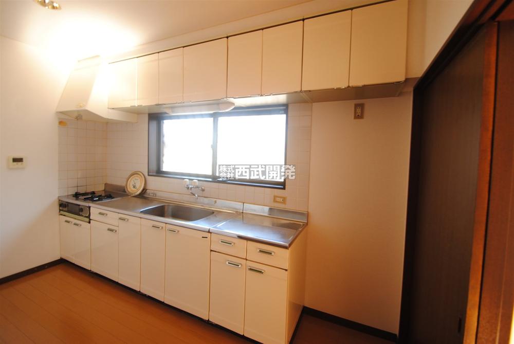 Kitchen. Indoor (January 2014) Shooting