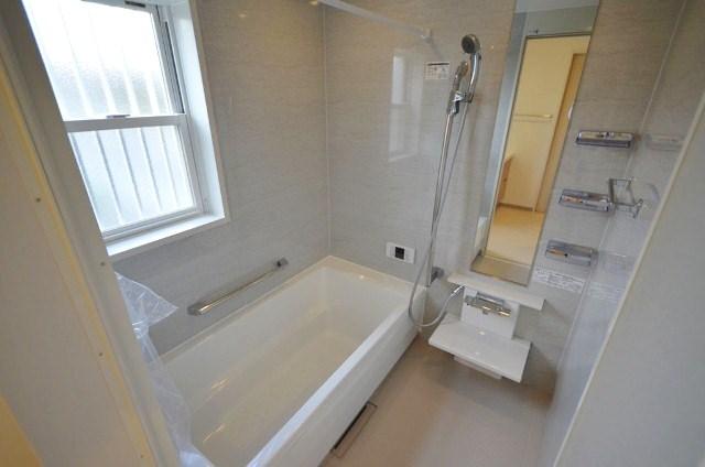 Bathroom. Sekisui Home Techno "Roomy-MC-Grade". It is full of gentle shades. (1 Building)