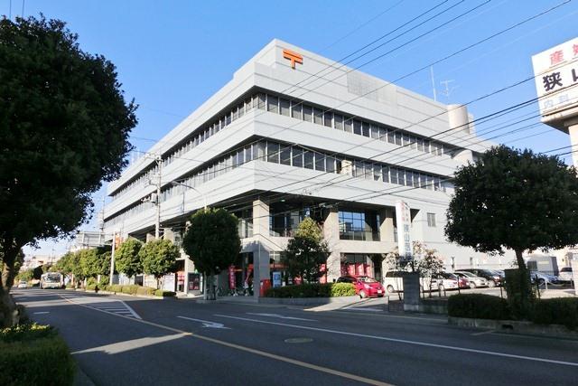 post office. Sayama 350m until the post office