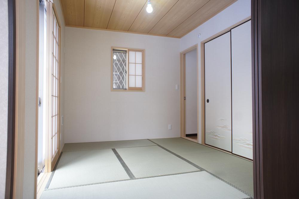 Other introspection. Japanese-style room, which was settled on the first floor living next to! 