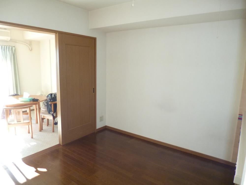 Living. Indoor (12 May 2013) Shooting