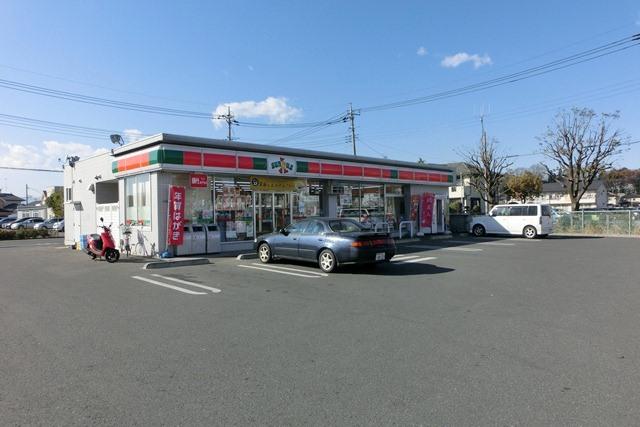 Convenience store. Thanks Sayama until Hirose shop 400m