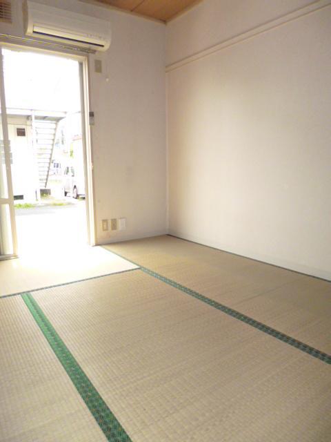 Other room space. Japanese-style 3