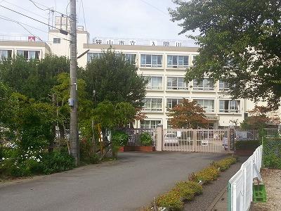 Junior high school. Sayama municipal Iruma River 350m up to junior high school