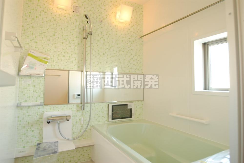 Bathroom. Indoor (10 May 2013) Shooting 1 Building