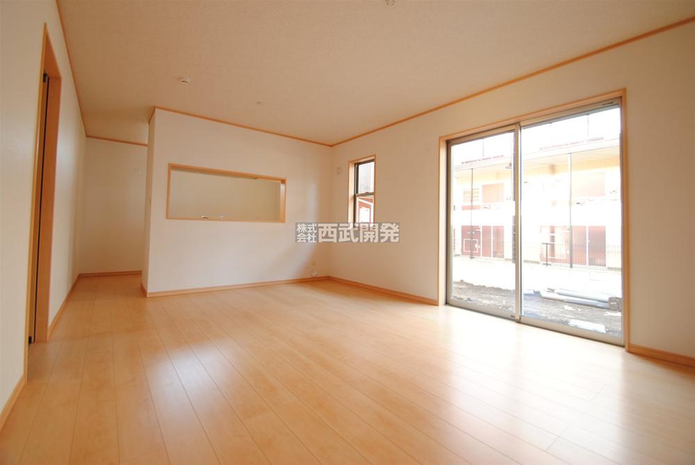 Living. Indoor (12 May 2013) Shooting