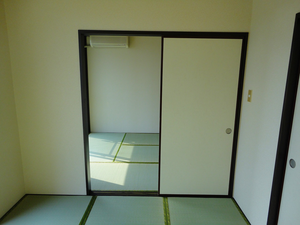 Living and room. Japanese-style room 4.5 Pledge