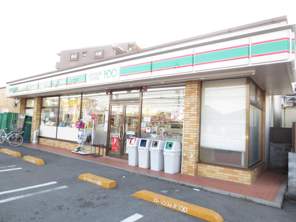 Convenience store. STORE100 Iruma Shimofujisawa store up (convenience store) 684m