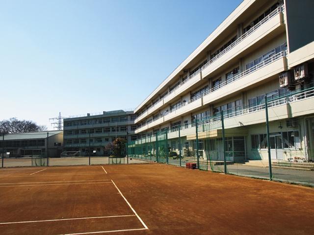 Junior high school. Shiki Municipal Shiki until junior high school 950m