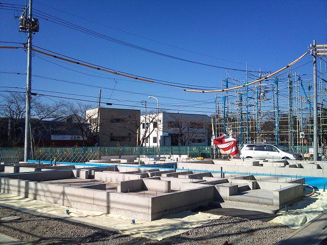 The entire compartment Figure. The state of the foundation is also accustomed to tightly visit. 