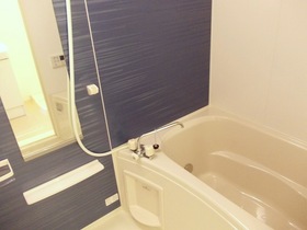 Bath. Bathroom Dryer ・ It is with additional heating.