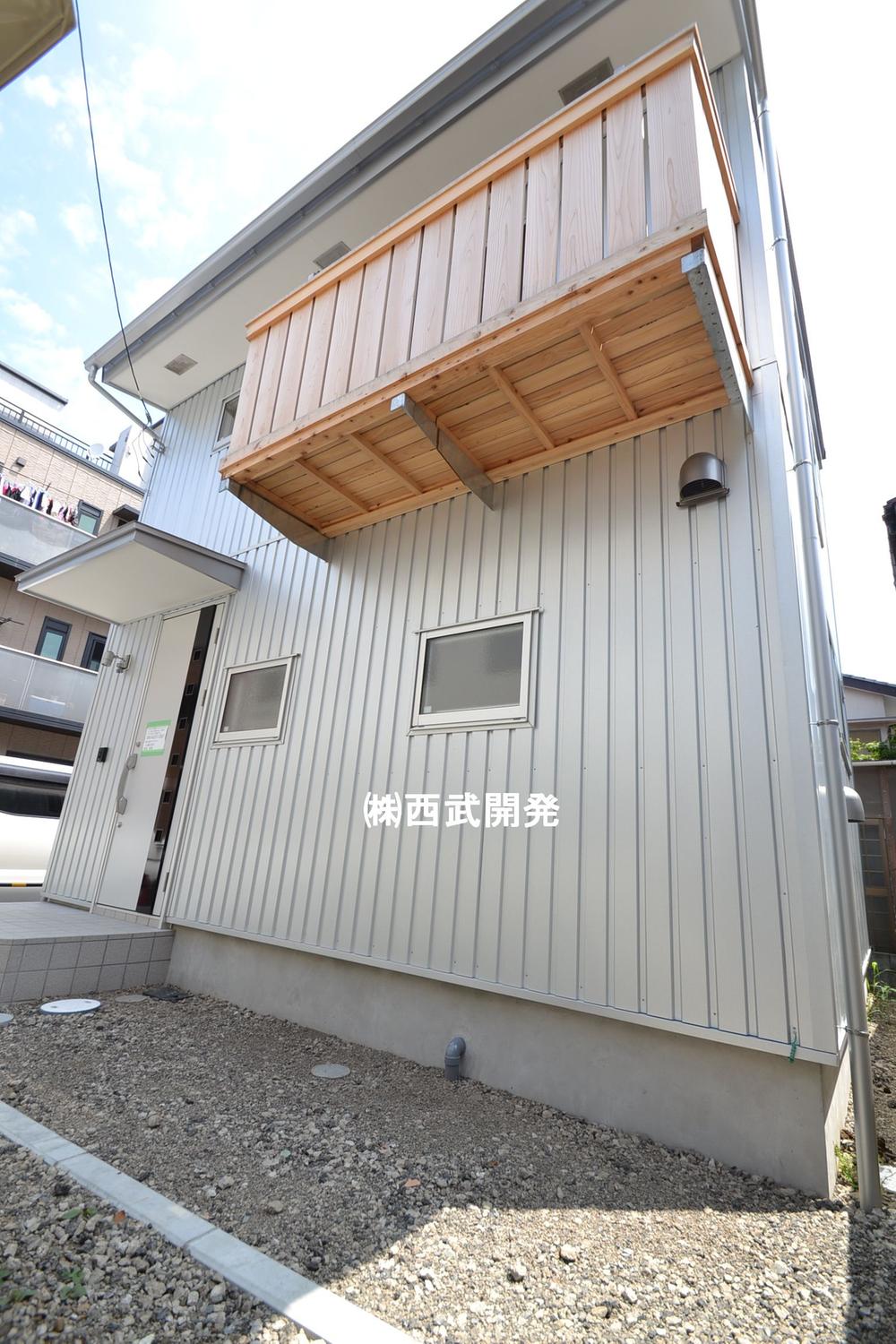 Local appearance photo. local