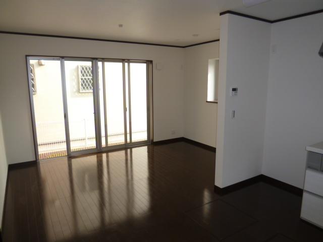 Living. Indoor (July 2013) Shooting