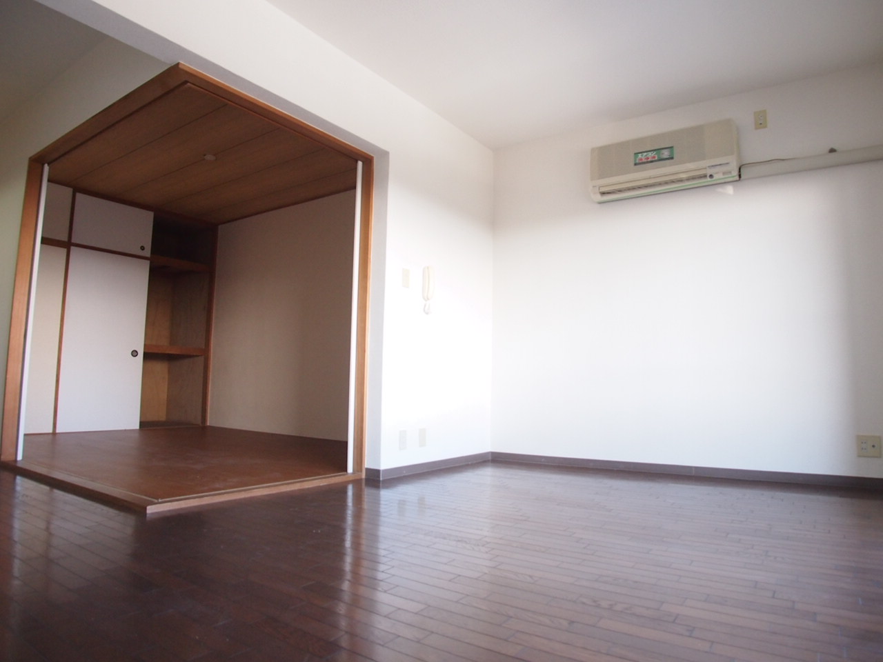 Living and room