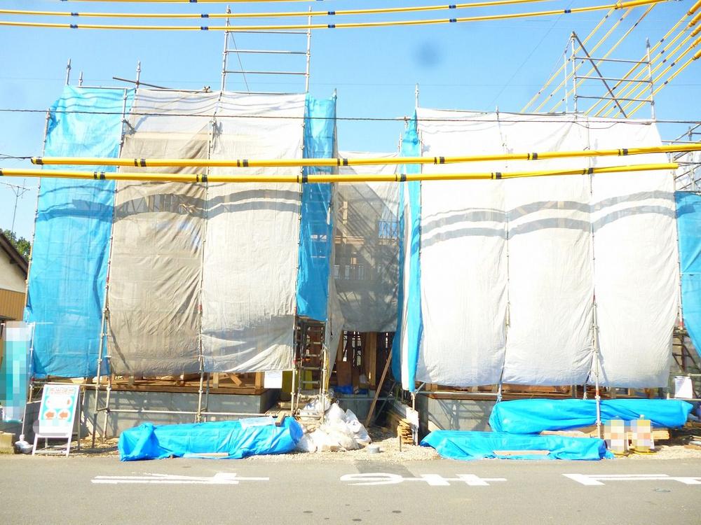 Local appearance photo. Local (11 May 2013) Shooting