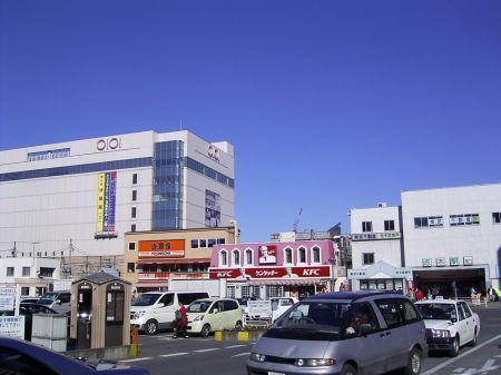station. The Shiki Station there is Marui family and ion, It is very convenient to shopping