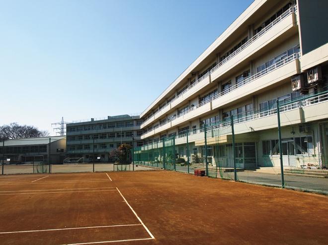 Junior high school. Shiki Municipal Shiki until junior high school 920m