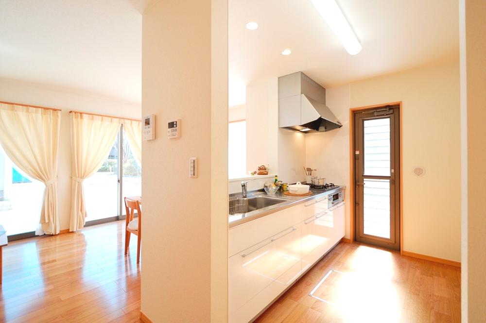 Living. But if the housework because overlooking the whole LDK from the kitchen, Easy to take family and communication scan tion is. 