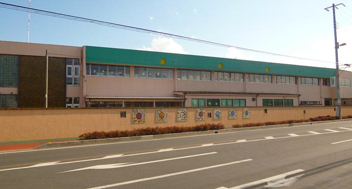 kindergarten ・ Nursery. Shiki Nakamori to kindergarten 515m