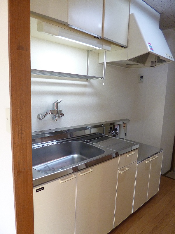 Kitchen. Two-burner stove installation Allowed ☆