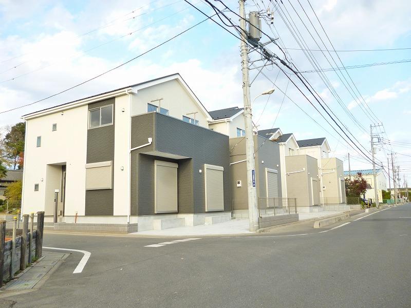 Local appearance photo. Local (11 May 2013) Shooting