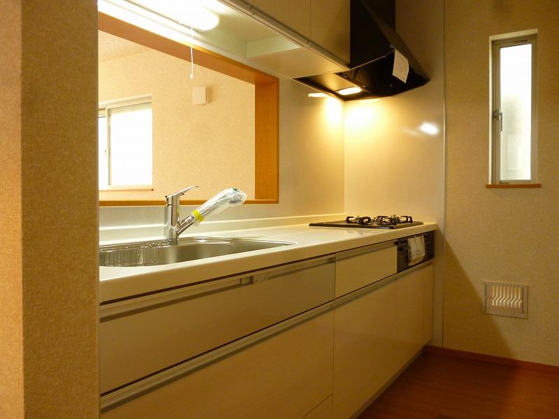 Kitchen. Building 2 kitchen