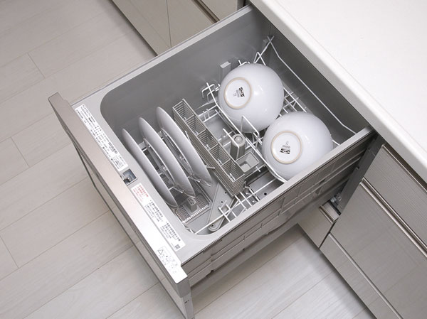 Room and equipment. Built-in dishwasher, etc., The pursuit of a comfortable life, Stylish equipment design and functionality in harmony ・ specification. (Same specifications)