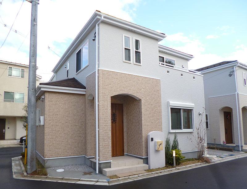 Local appearance photo. 11 Building Exterior Photos