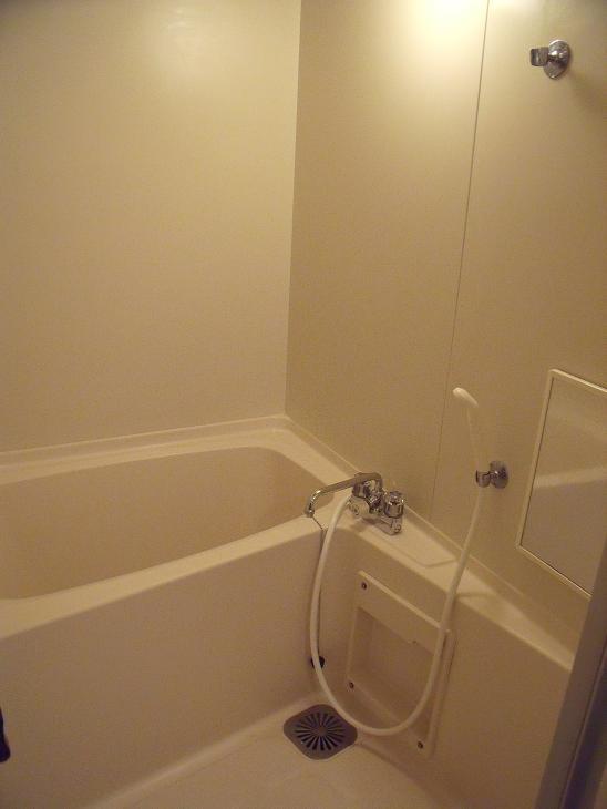 Bathroom. Indoor (June 2013) Shooting