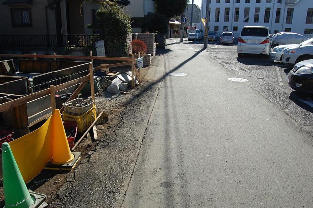 Local photos, including front road. ☆ Frontal road ☆