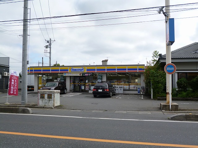 Convenience store. 1000m to MINISTOP (convenience store)