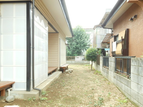 Garden. Southwest side garden