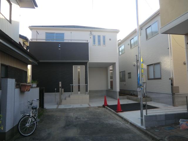 Local photos, including front road