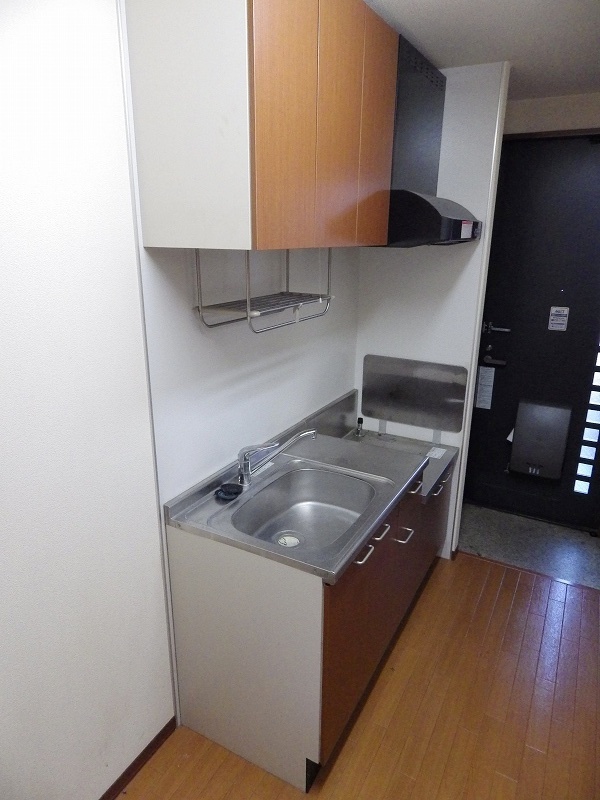 Kitchen. Two-burner gas stove installation Allowed ☆