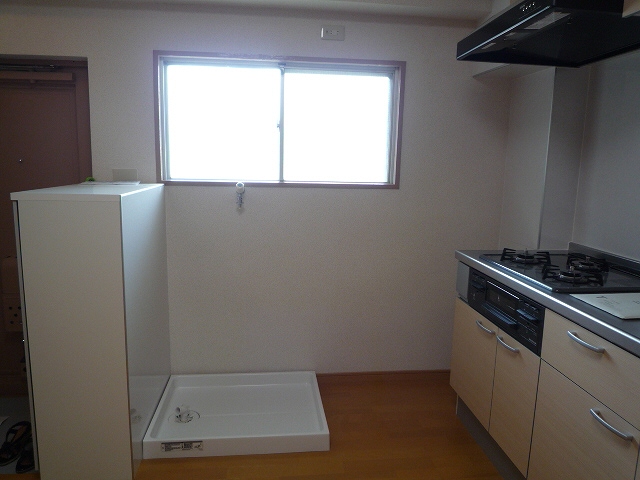 Other room space. Indoor laundry Area